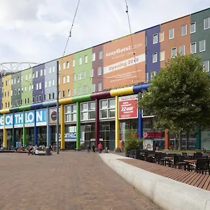 Szálloda Easyhotel Arena Boulevard, Amszterdam